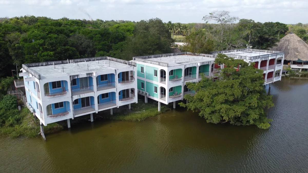 For Sale ecofriendly Lamanai Landing Hotel and Marina nestled over the serene new lagoon - Photo 7