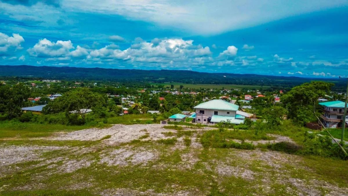 Premium Double Lot for Sale in Maya Vista, San Ignacio - Photo 2