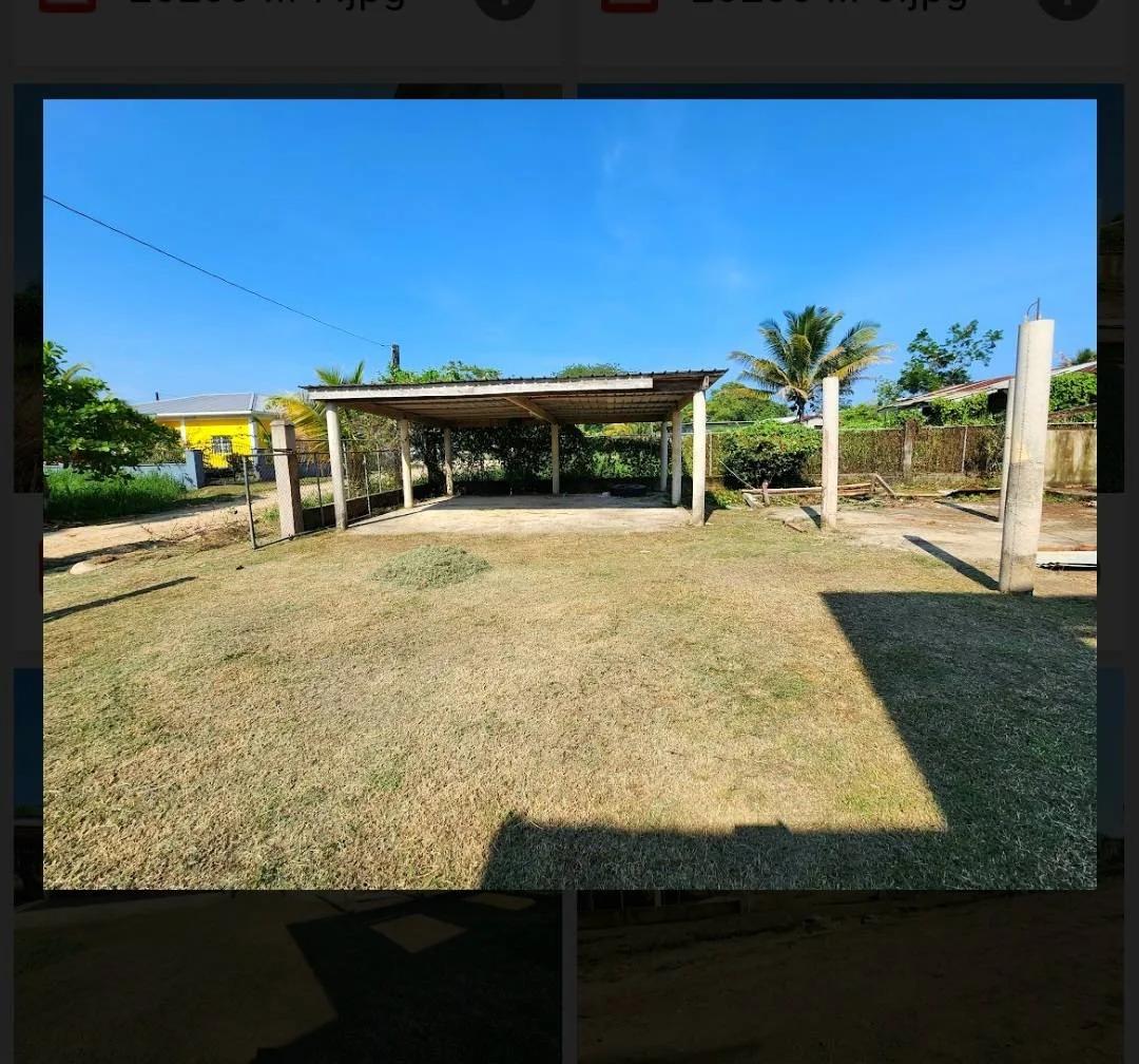 2-Story house on 2 expansive lots in Punta Gorda Town - Photo 8