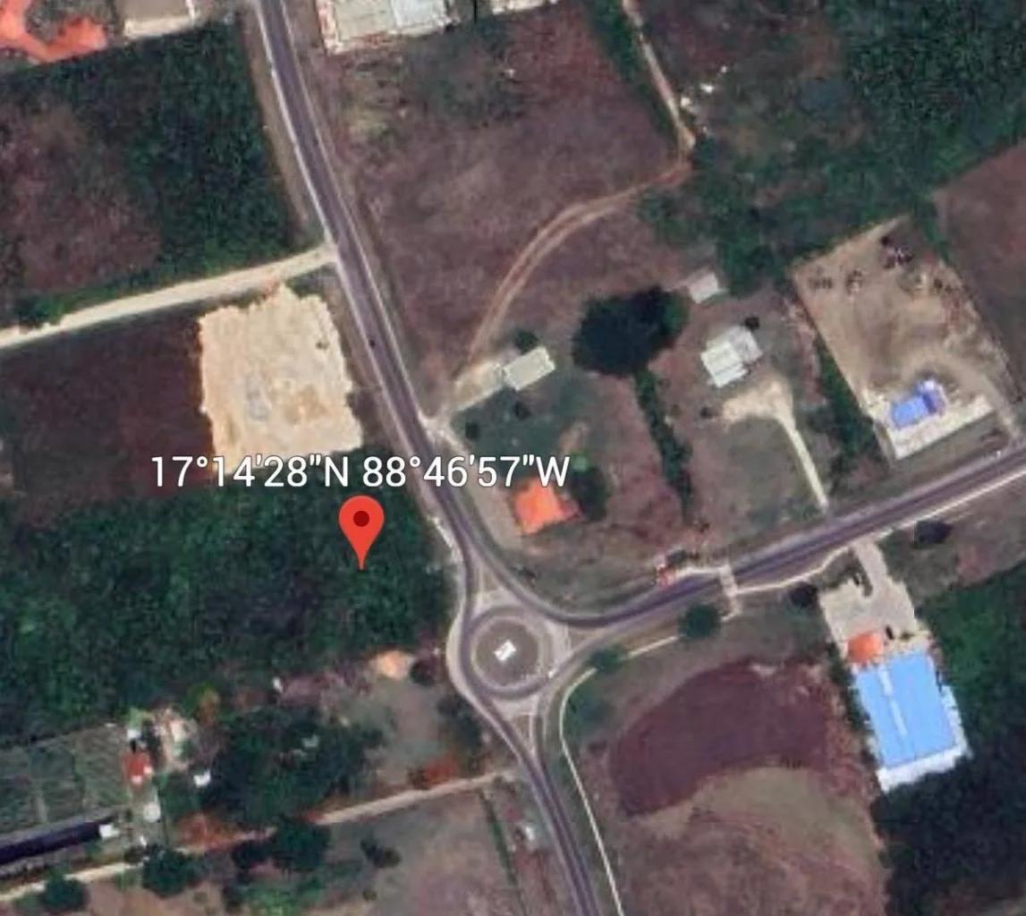 6 Acres of Prime Roadside Commercial Land in Belmopan City - Photo 2