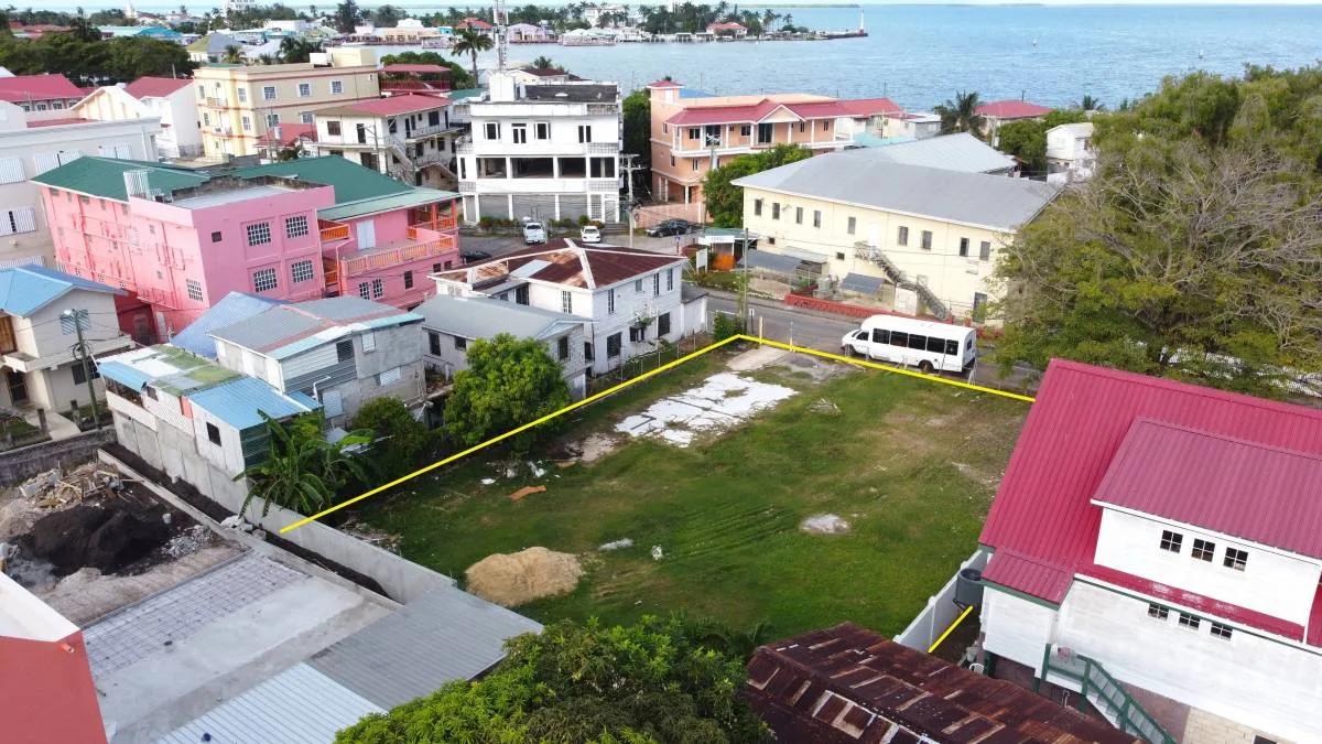 Mega Commercial Property in the Heart of Downtown Belize City - Photo 2