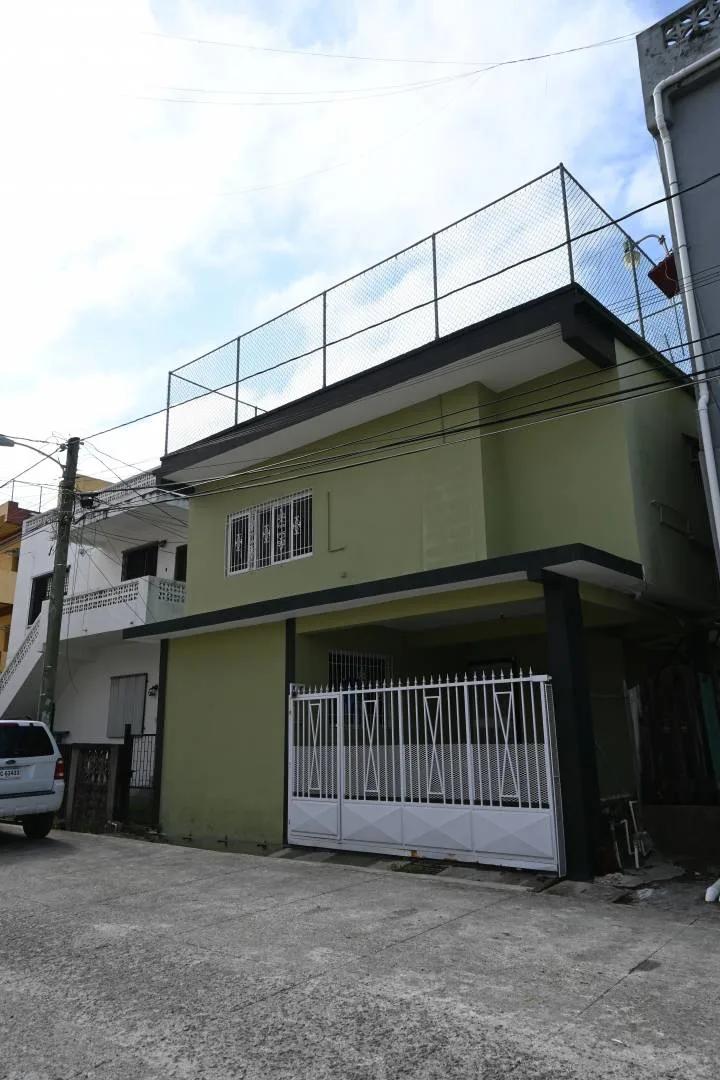 Duplex home in the heart of Downtown! - Photo 3