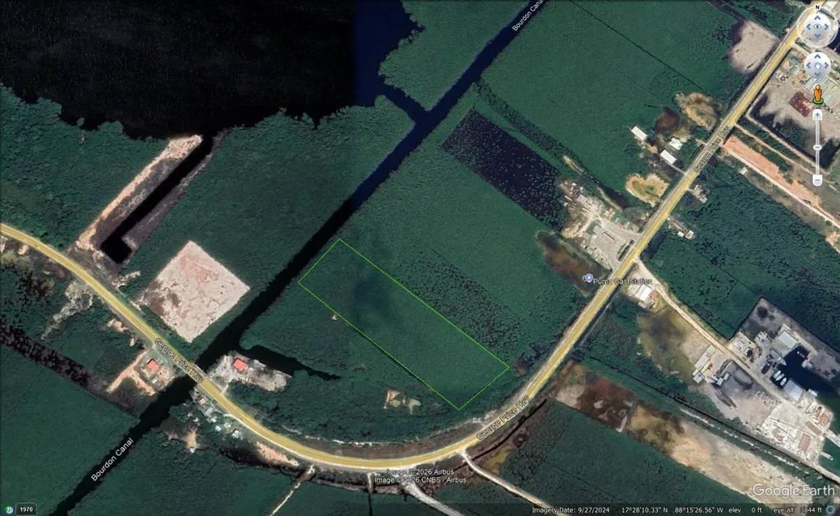 8.96 Acres from Highway to Burdon Canal