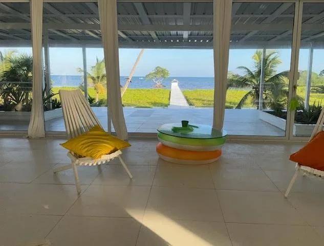 A Rare Waterfront Sanctuary on Caye Caulker, North Island - Photo 5