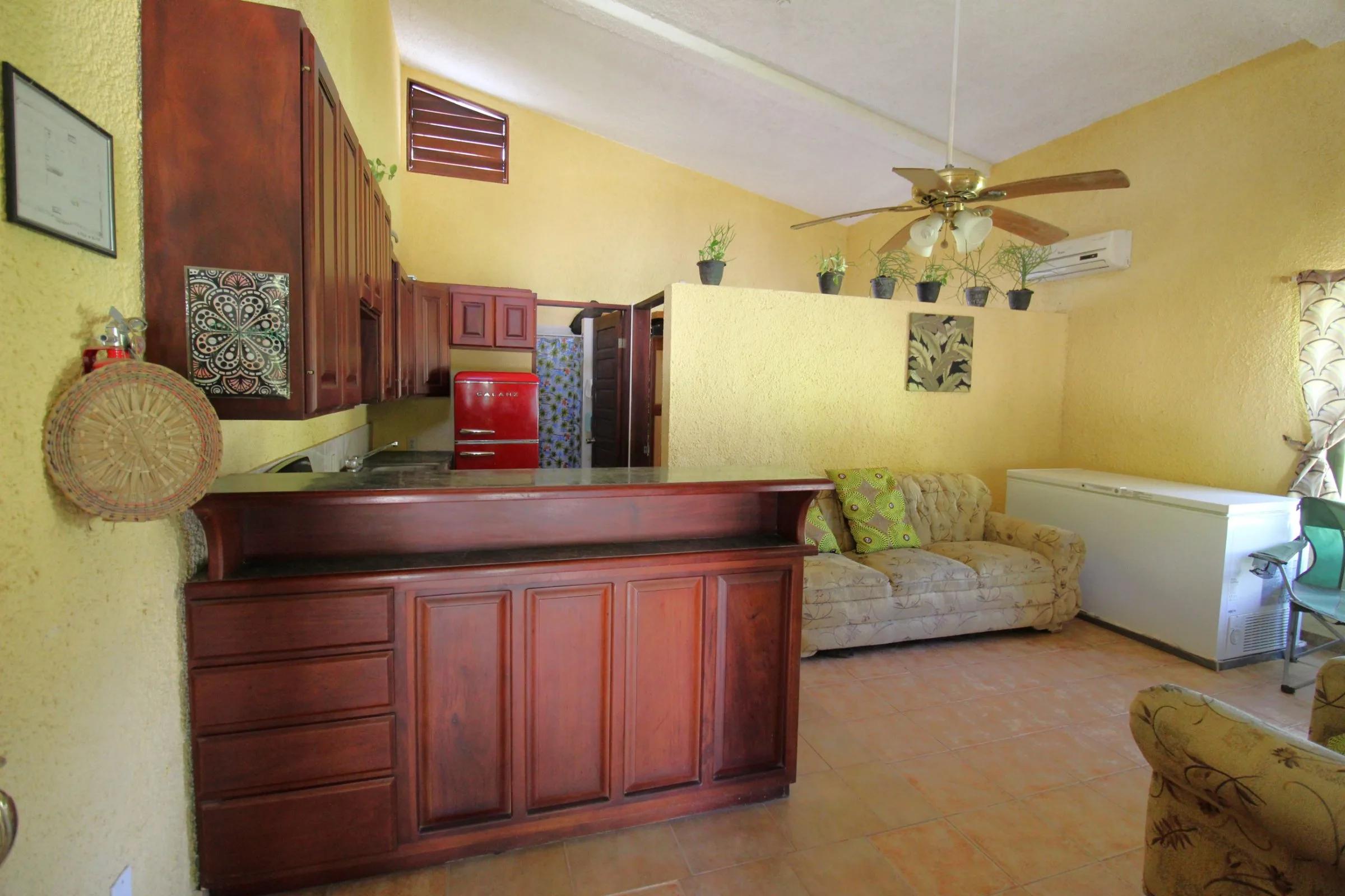 Sunlit Waterway - Duplex Home with Boat Canal - Photo 4