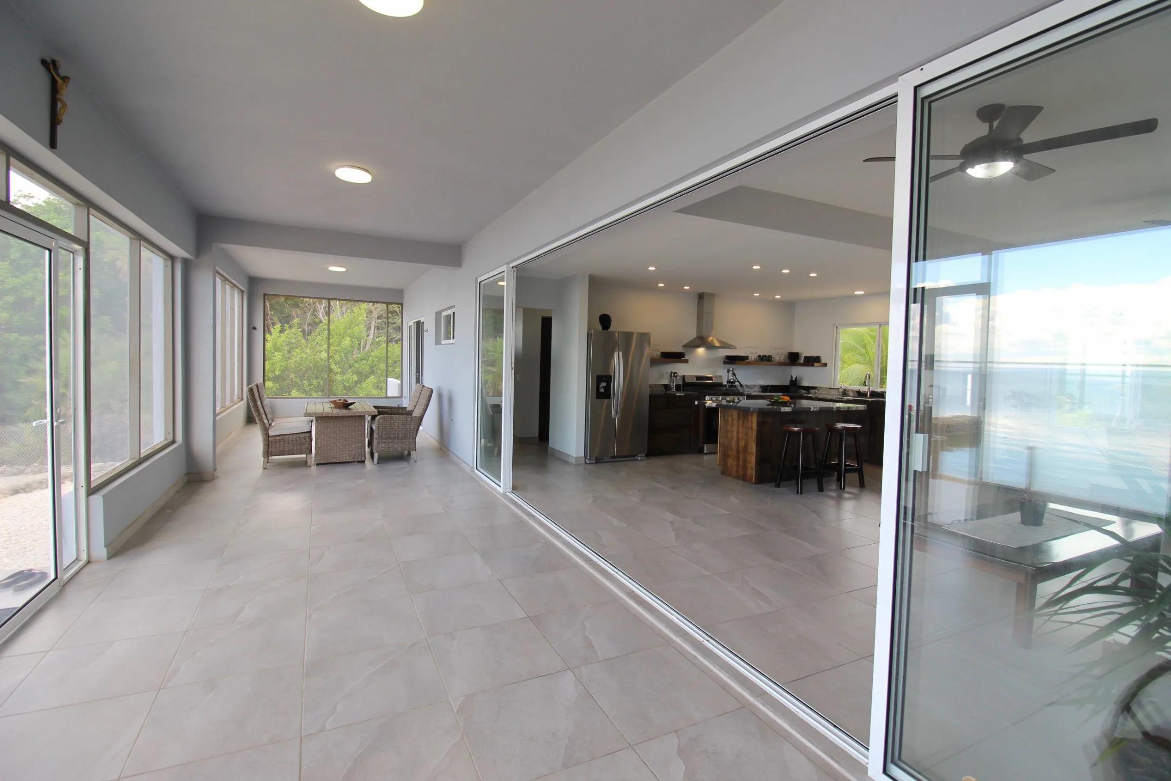 Seascape - Modern Beachfront Home On 2 Acres - Photo 6